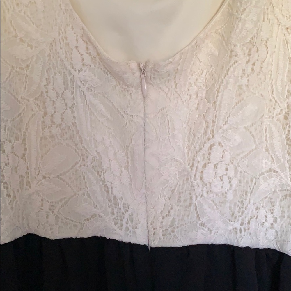 Formal Dress! - Picture 3 of 5